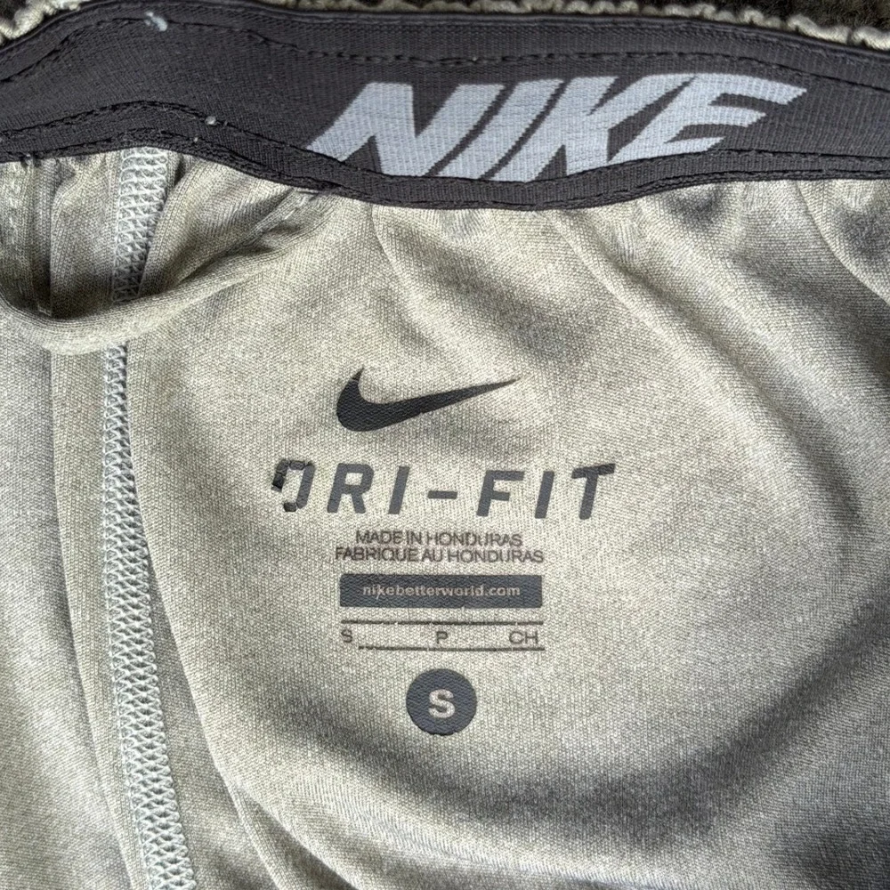 Nike Mens Dri-FIT Athletic Basketball Shorts Gray Small RN56323 CA05553
